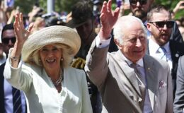 Accueil enthousiaste pour le roi Charles et Camilla : un discours émouvant sur le temps et l'amour du peuple