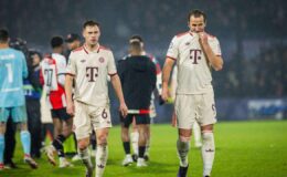 Titre : Ligue des champions : le Bayern compromet sa qualification directe après une défaite à Rotterdam