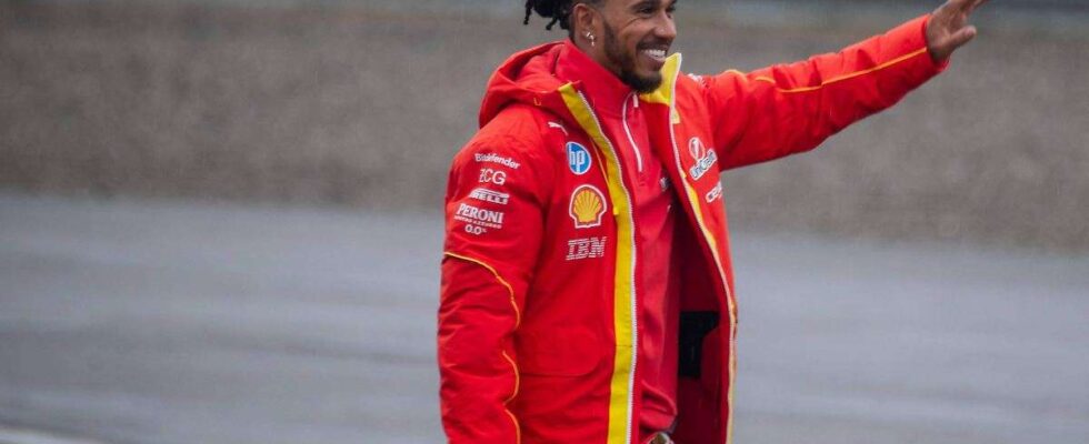 Hamilton en rouge : Une nouvelle ère qui enflamme les fans de Ferrari