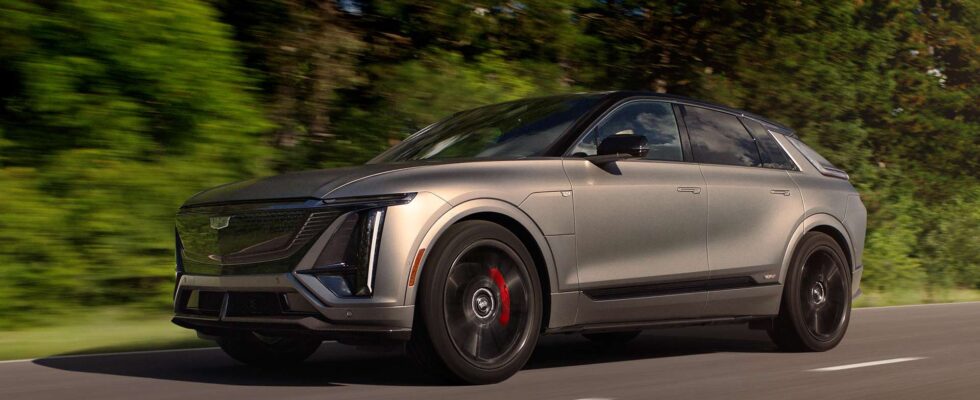 Cadillac Lyriq V 2026 : La berline électrique la plus rapide de l'histoire de Cadillac