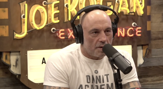 Joe Rogan critique ceux qui affirment que « tout le monde est Hitler » dans « Jeu de merde »