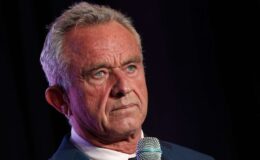 Titre : RFK Jr. lié à une entreprise d'édition génétique tandis que MAHA s'oppose à un projet d'ARNm soutenu par Trump