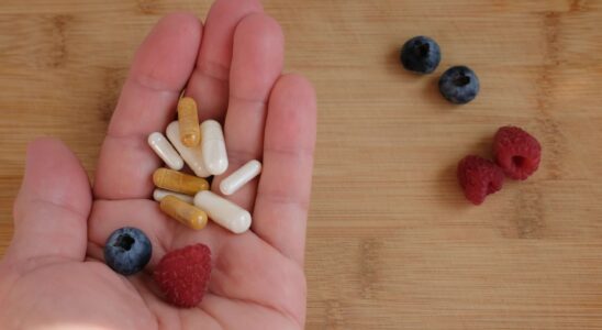 Identifiez les signes de carence en vitamines : Comment votre corps vous alerte sur vos besoins en nutriments essentiels.