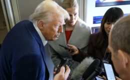 Trump répond à plus de questions en quelques heures que Biden durant sa première semaine entière