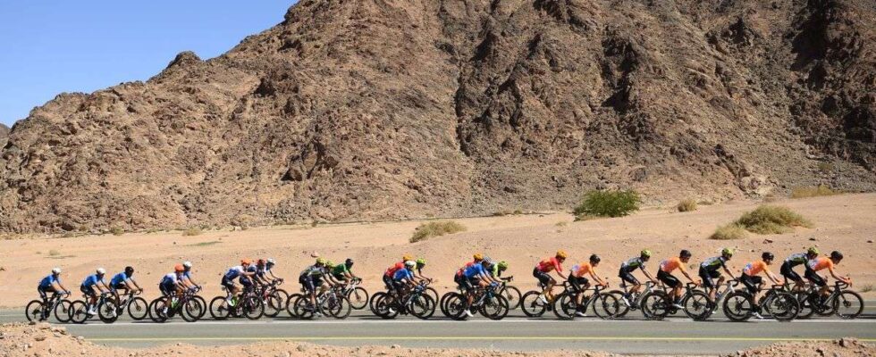 Regardez le Tour AlUla 2025 en direct : Guide pour suivre le cyclisme WorldTour gratuitement en ligne