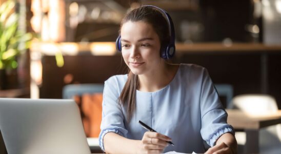 Optimisez votre confort au bureau : Découvrez la méthode 40-15-5 pour les travailleurs sédentaires