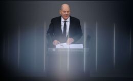 Demandes syndicales sur la migration : Scholz critique les propositions de Merz comme des illusions nuisibles à l'État de droit