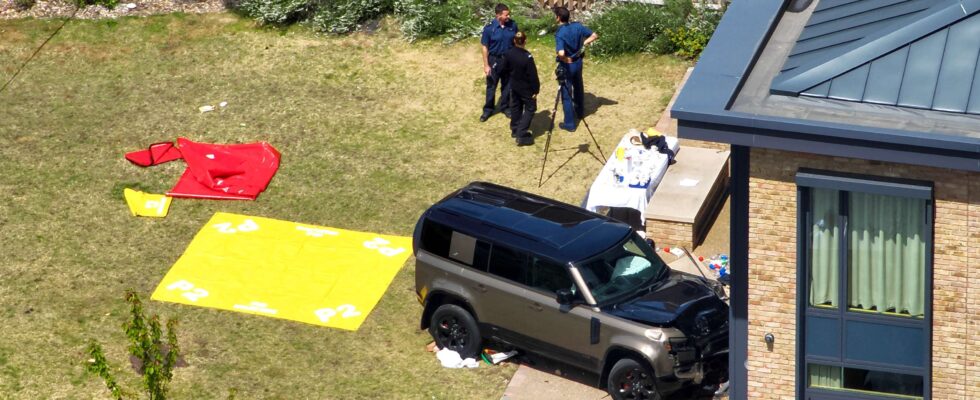 Conducteur de 48 ans interpellé après la mort de deux fillettes de 8 ans et des blessés suite à une collision avec une école à Wimbledon