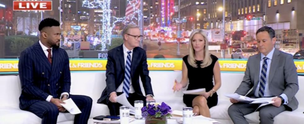 Les co-animateurs de Fox & Friends soutiennent RFK Jr face aux critiques de sa famille