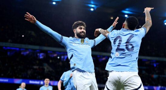 Liverpool en tête malgré la défaite : Manchester City se prépare à un tirage au sort compliqué en playoffs de la LDC