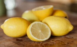 Le citron, un allié multifonction : Comment en profiter pour des fruits frais durant des semaines.