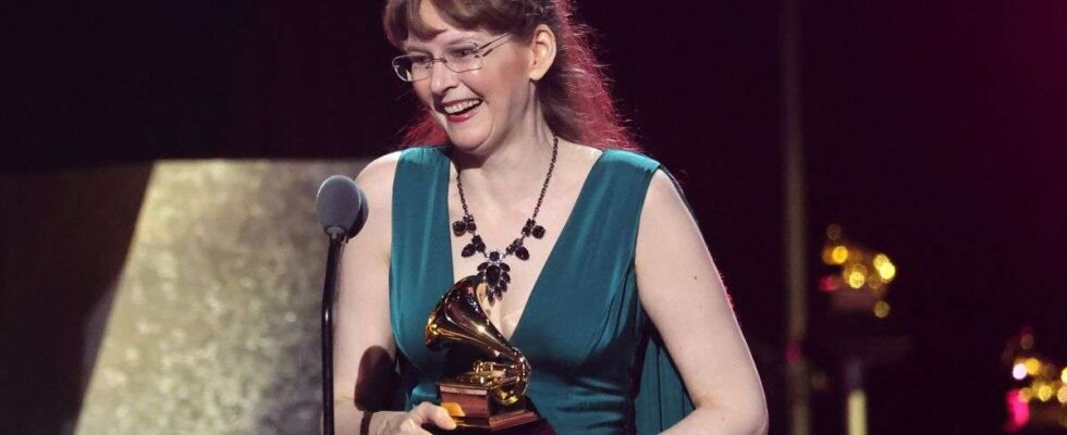 Winifred Phillips éblouie par son Grammy pour un remake d'un RPG de 44 ans