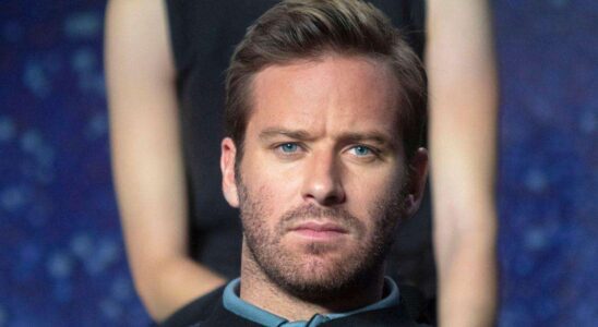 Armie Hammer reconnaît ses erreurs passées avec les femmes : 'J'aimais provoquer et défier les normes'