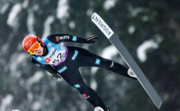 Selina Freitag brille lors de la Coupe du monde de saut à ski à Ljubno