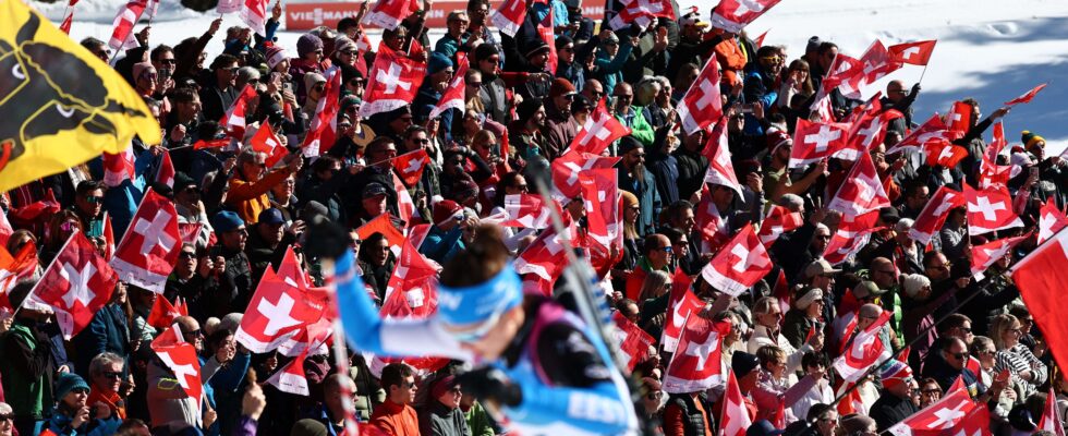 Titre : L'intensité du championnat du monde de biathlon à domicile : quand les spectateurs hurlent au rythme des tirs