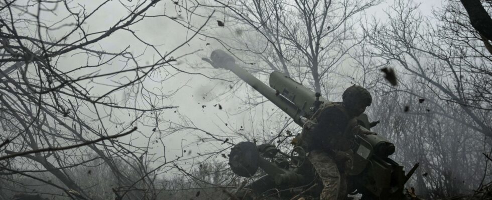 Des militaires ukrainiens déterminés jurent de lutter jusqu'au bout malgré les pressions américaines et russes pour un cessez-le-feu.