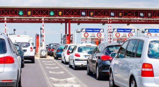 Météo au Royaume-Uni : alertes de fortes pluies et rafales à 70 mph entraînent des perturbations de transport aujourd'hui