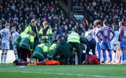 Jean-Philippe Mateta évacué après une blessure en FA Cup alors que Crystal Palace triomphe contre Millwall